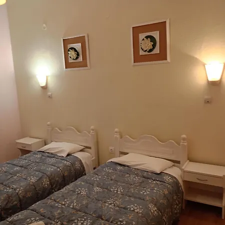 Firefly Georgios 11 *